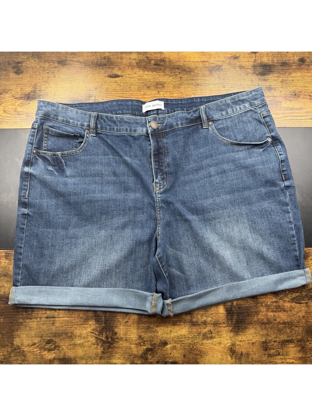 Lane Bryant Women’s Plus Size 20 Cuffed Denim Jean Shorts Stretch Blue